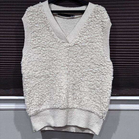 Vero Moda Women's Ivory Cream V-Neck Sweater Vest SZ: L - Picture 1 of 12